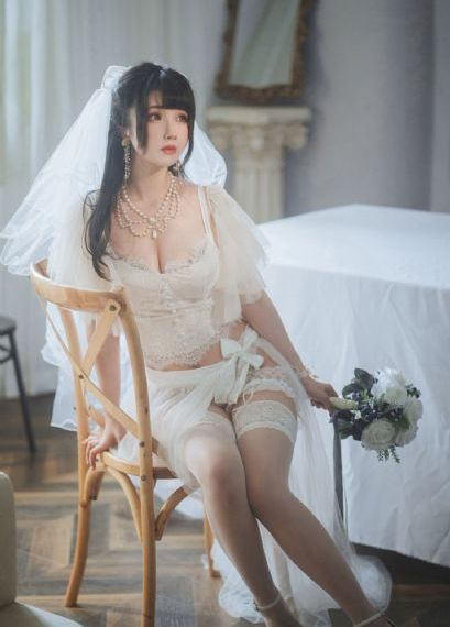 少妇与大狼做爰在线观看