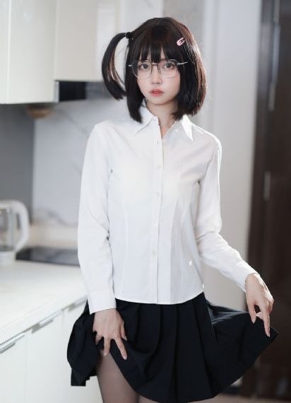 日本女大学生按摩电影