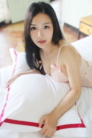 年轻母亲免费