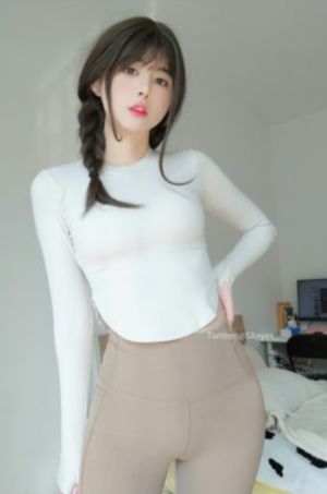年轻的女教师2观看