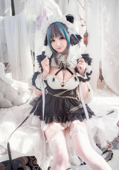 不扣钮的女孩