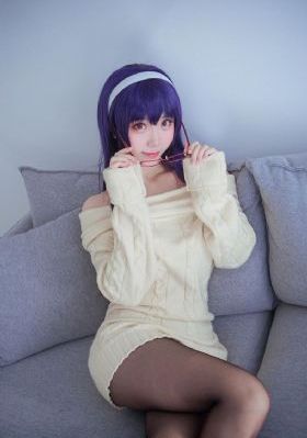 客厅乱h亲女受孕