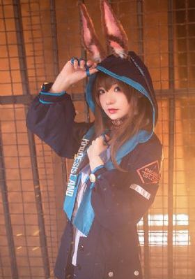 农场主和他的女儿们 策驰