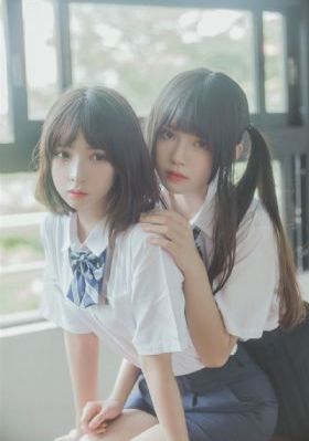 厨房里从后面进去她身体视频